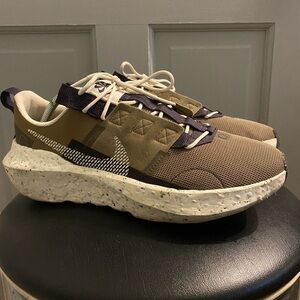 Men's Nike Crater Impact Lightweight Sneakers in Green